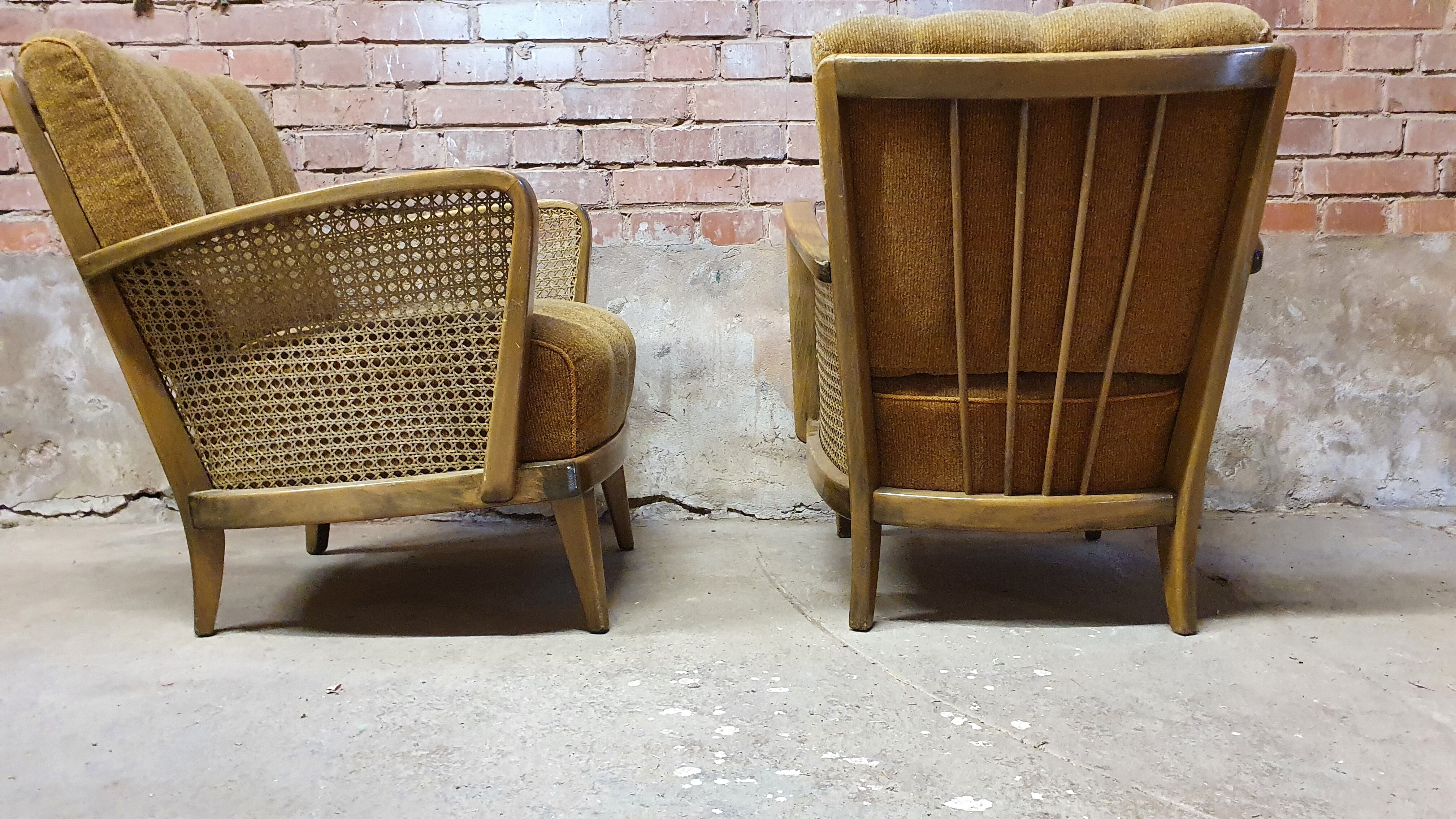 Paire de fauteuils cannage 1960"