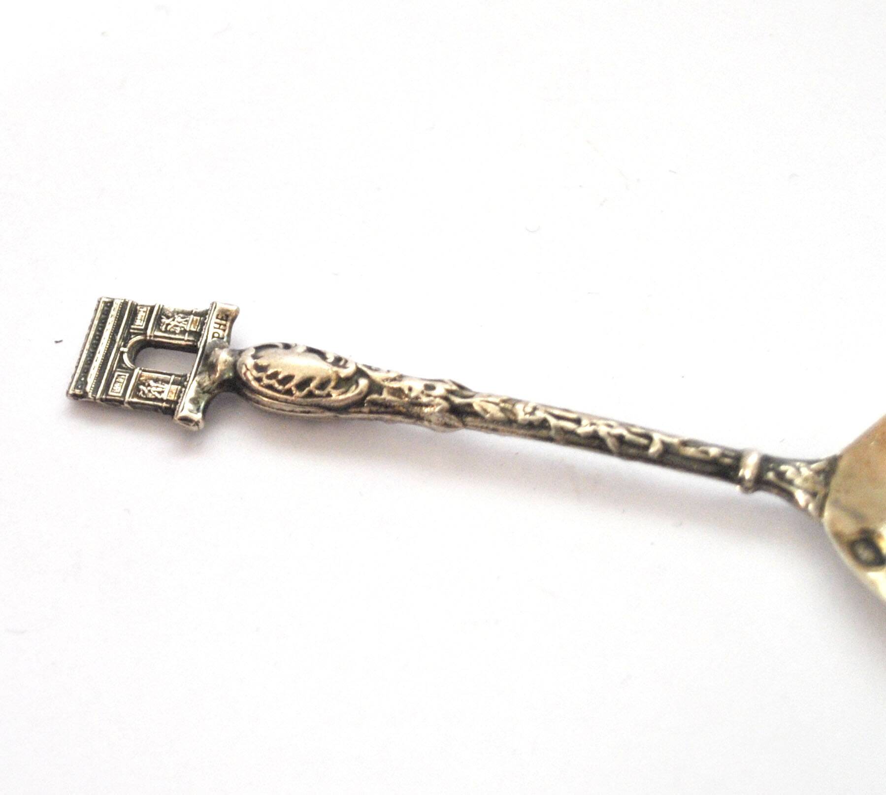 Paris souvenir collector's spoon in SOLID SILVER Minerva Arc de Triomphe