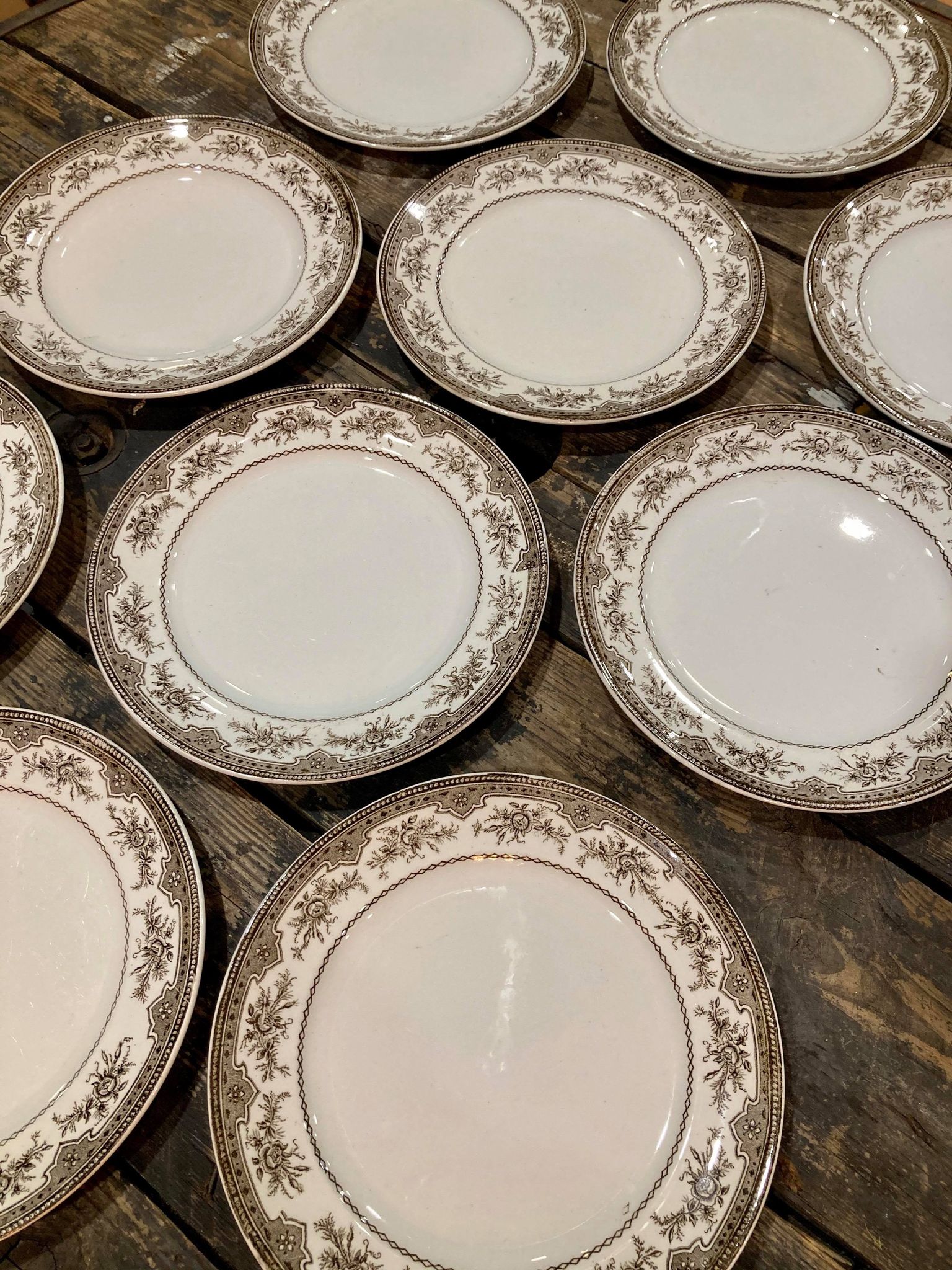 Lot 10 flat plates Onnaing