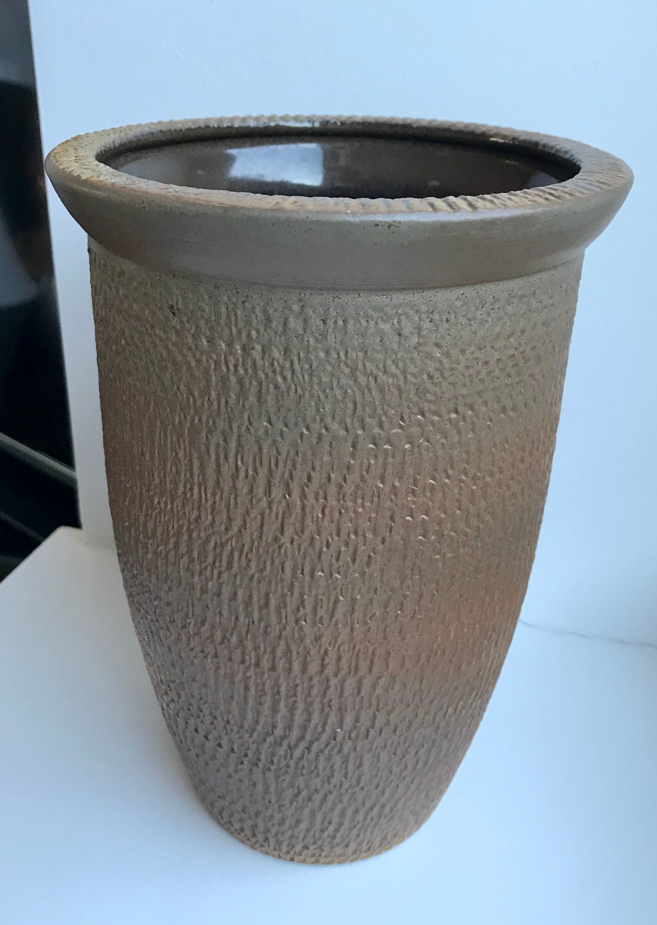 Ceramic vase signed 70s