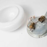 Celling in white opaline