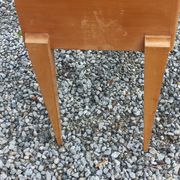 Vintage pair of bedside tables from the 1950s in sycamore and a mirror.
