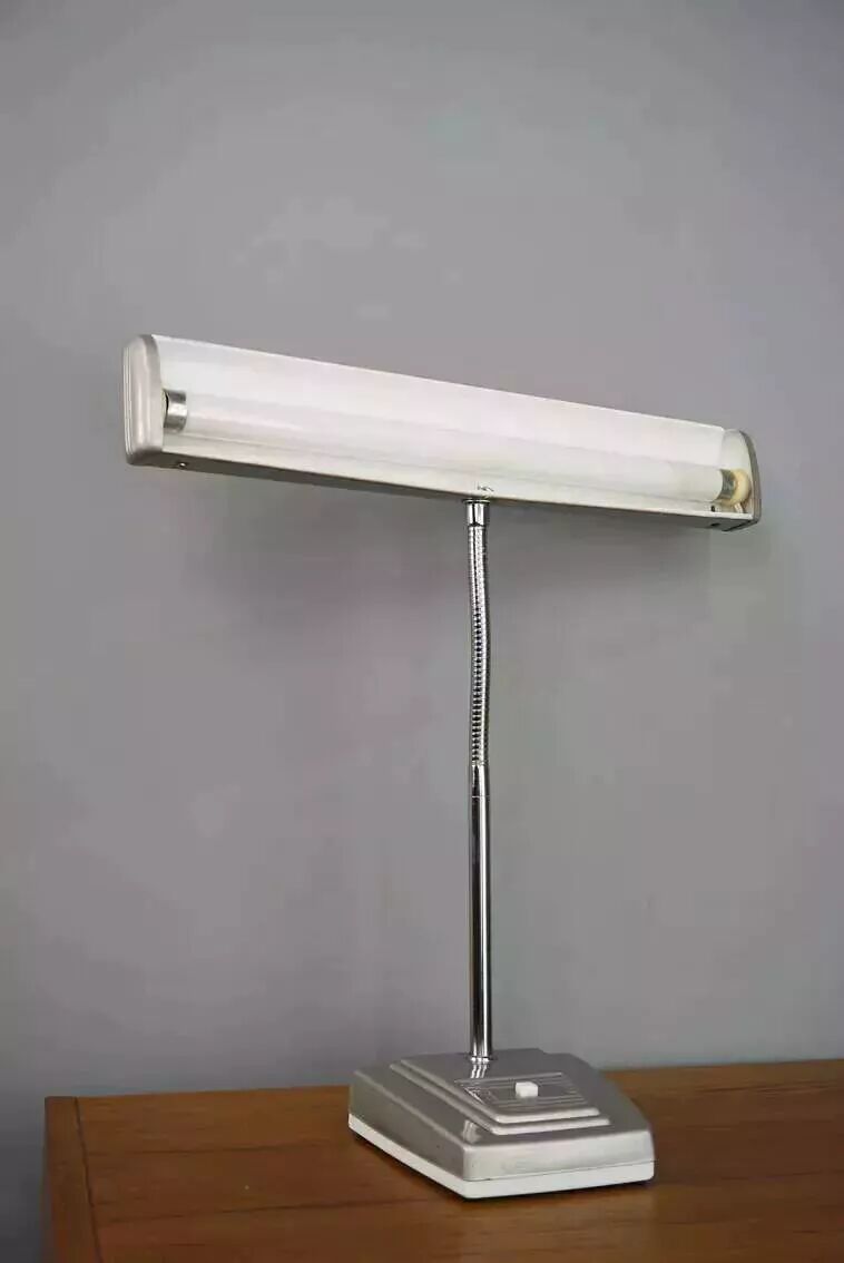 Lampe de bureau articulée