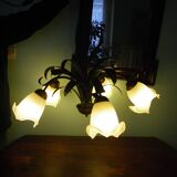 Lustre de 5 corolles en verre blanc granité,décoration centrale à feuillage Années 70/80