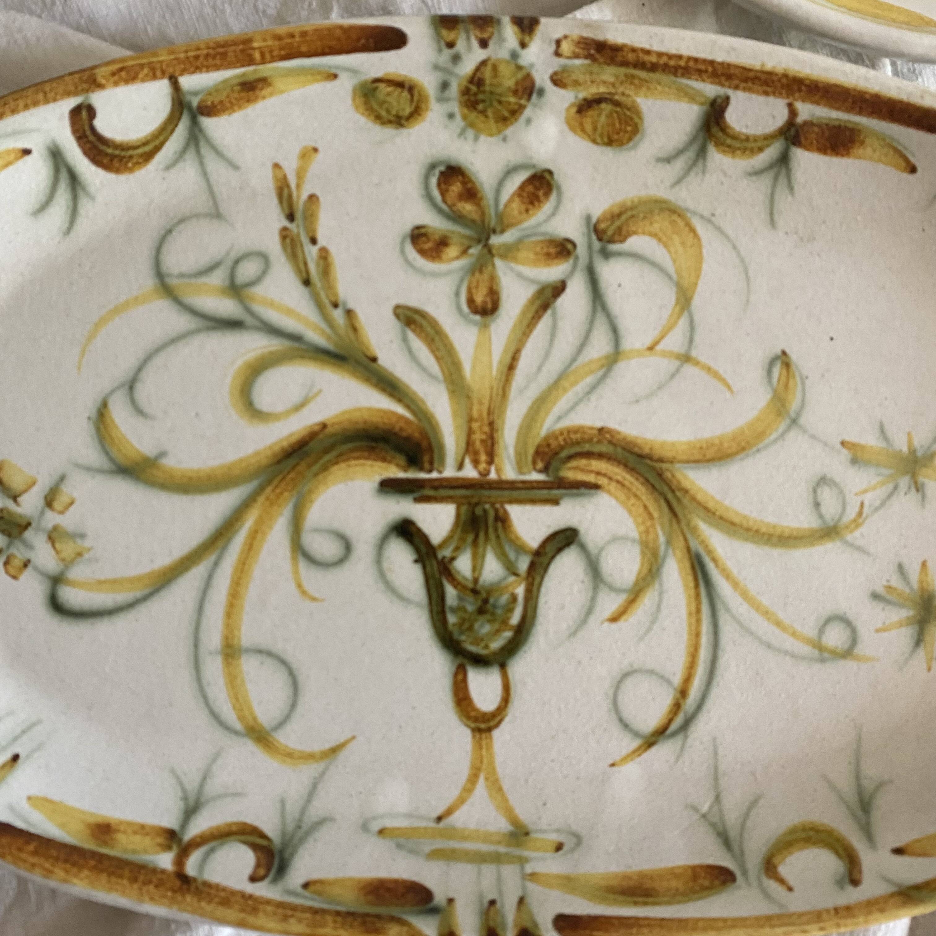 Hand-painted dessert plates Keraluc Quimper Brittany