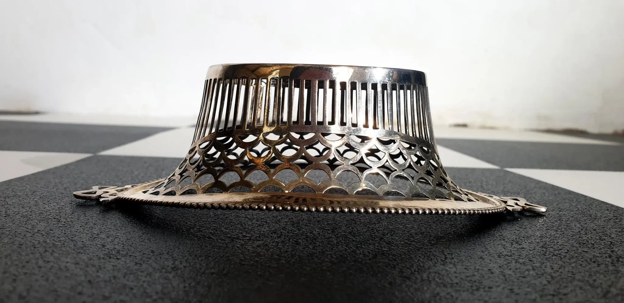 Silver bonbon basket with bows – Van Kempen, Begeer & Vos, 1934