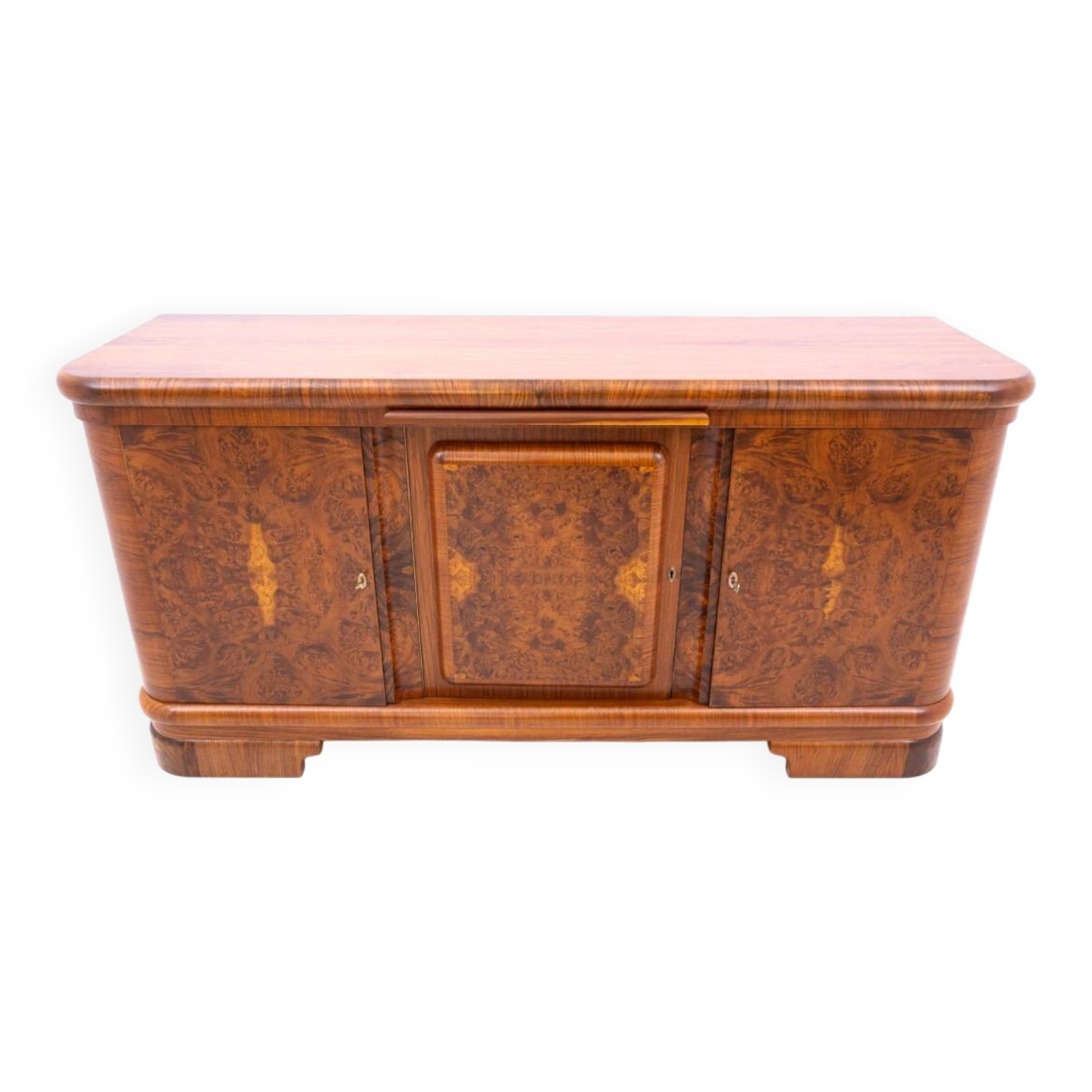 Grande commode Art déco, Pologne, années 1940. Après restauration.