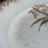 Sept assiettes à dessert terre de fer aux oiseaux f.f.Pexonne fin XIX ème