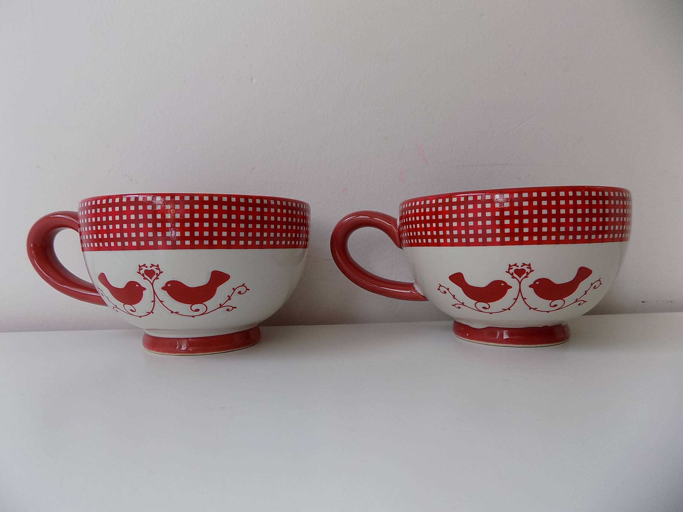 2 vintage decor cups (birds)