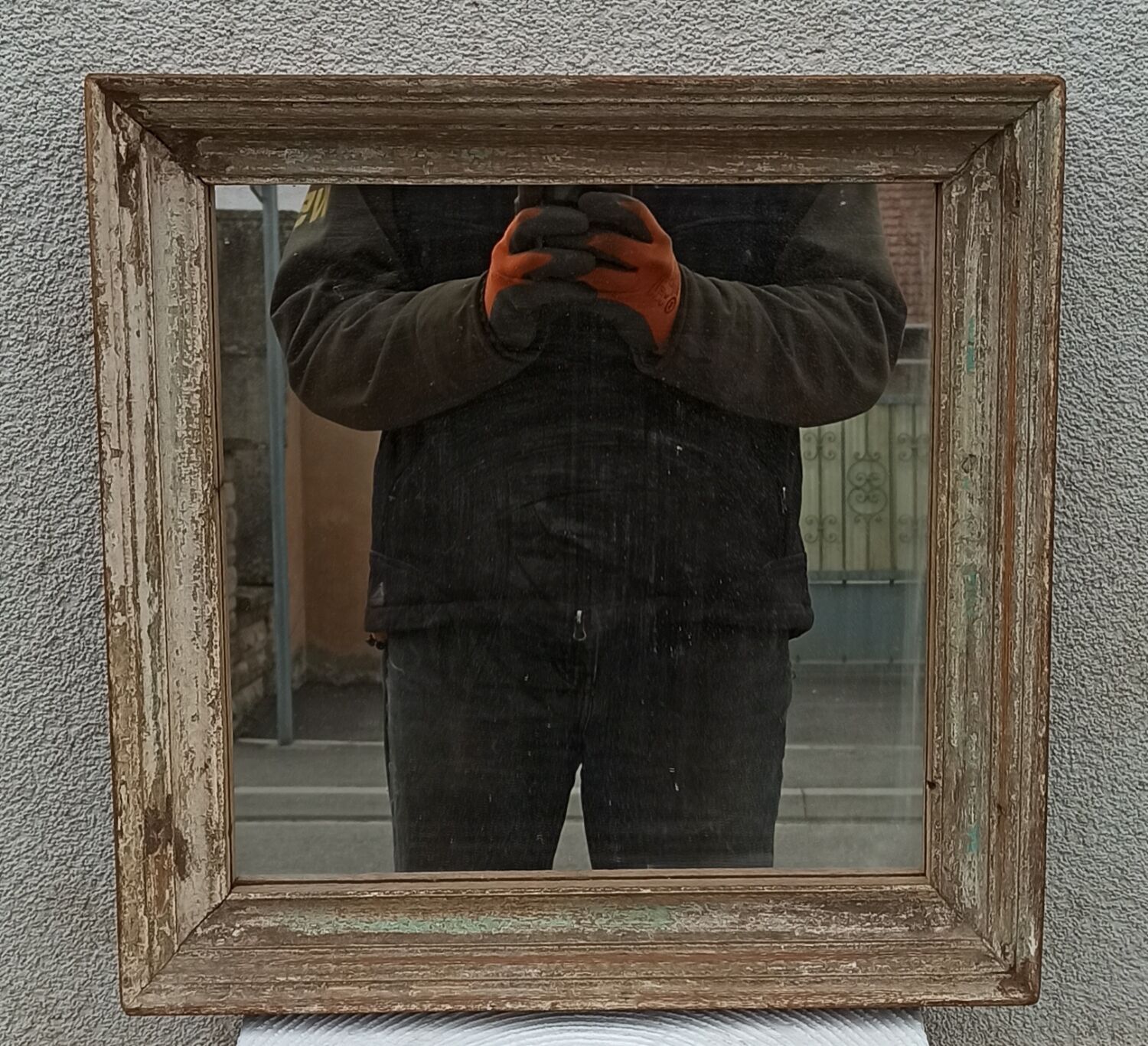 Square wooden mirror