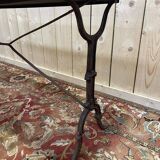 Table de bistrot en fonte de fer et plateau bois