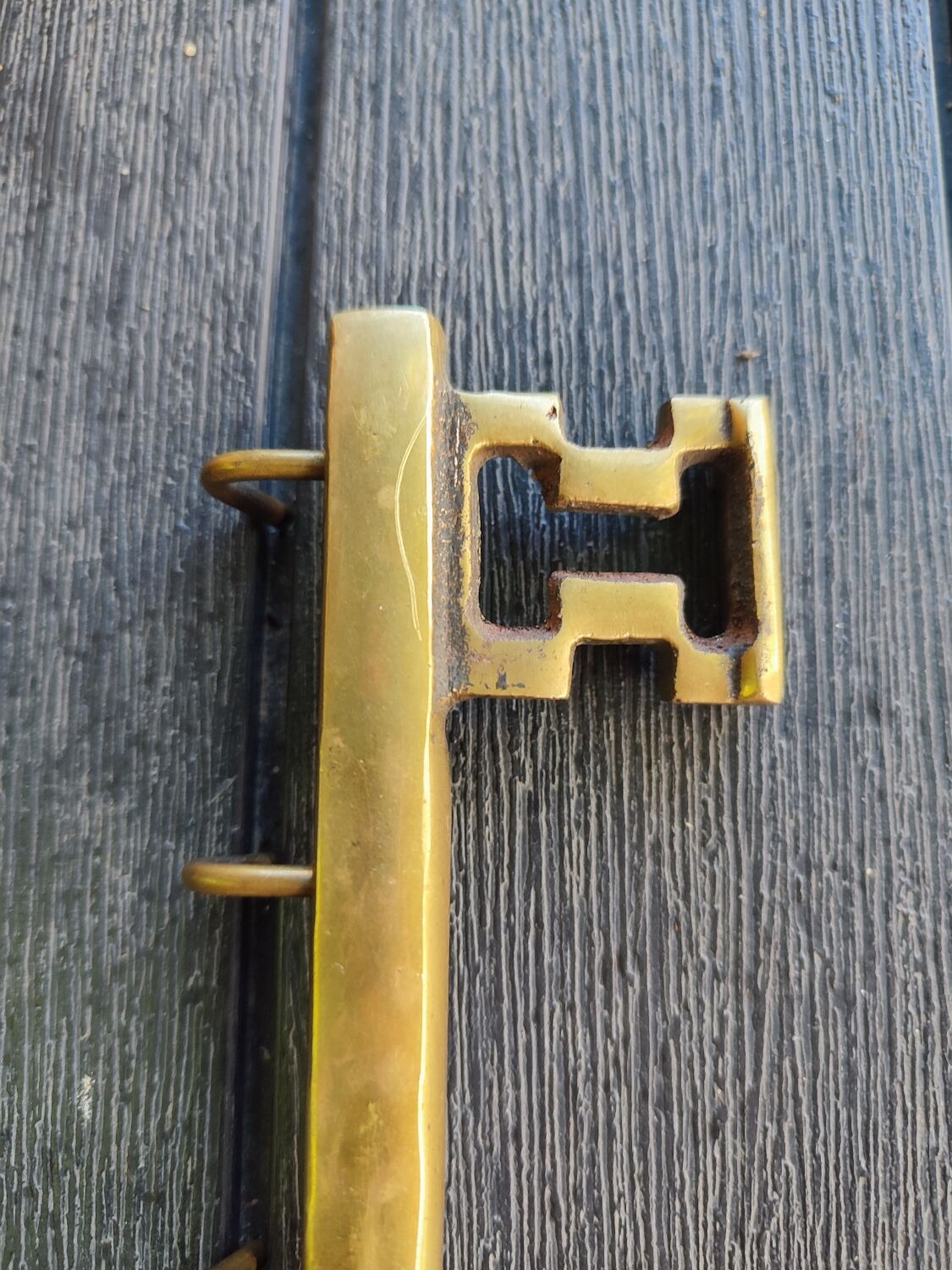 Key holder in the shape of a vintage key