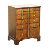 Commode Burr Walnut George III Vers 1760