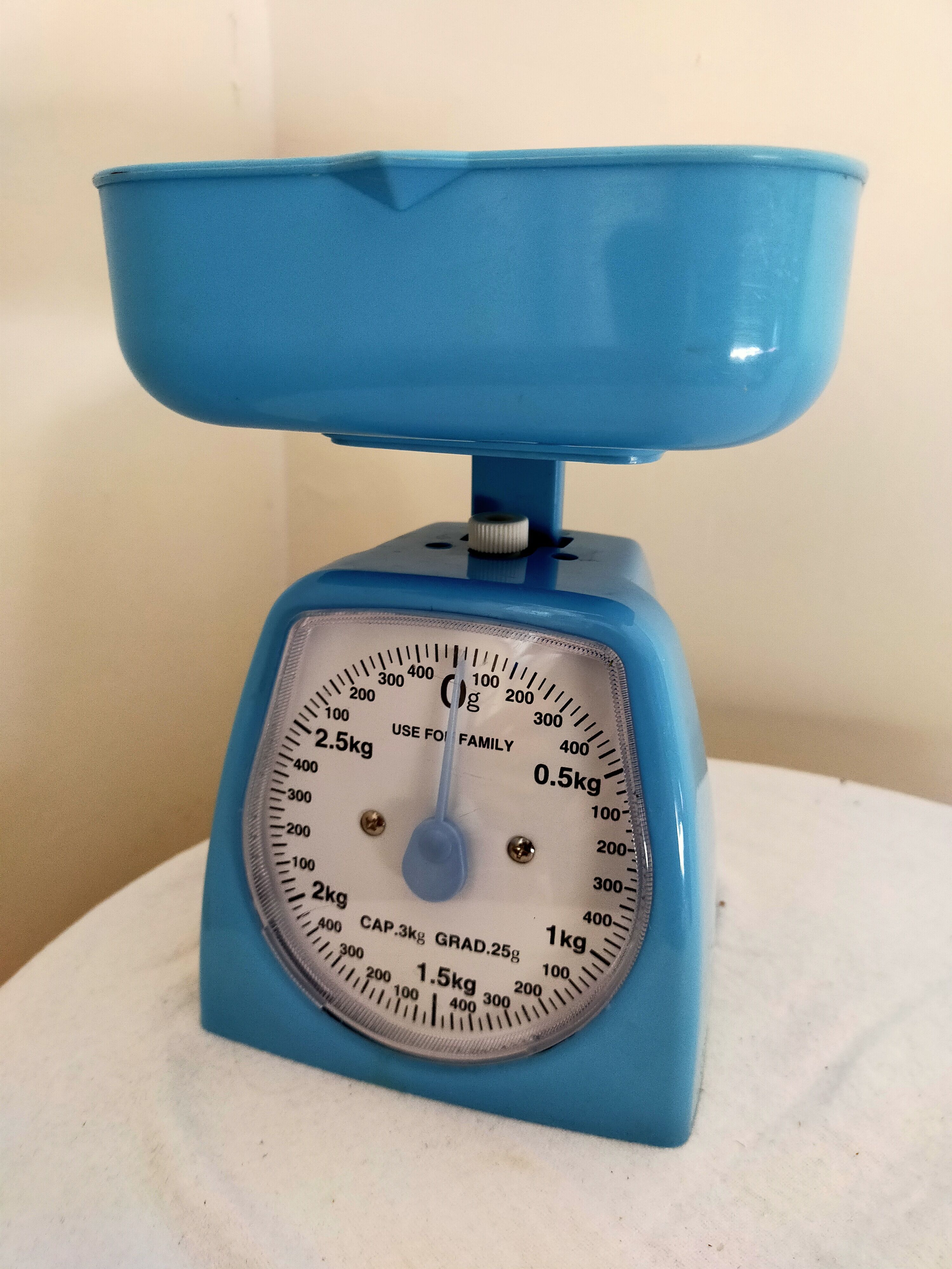 Kitchen scale from the 60s/70s