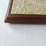Wooden and ceramic trivet
