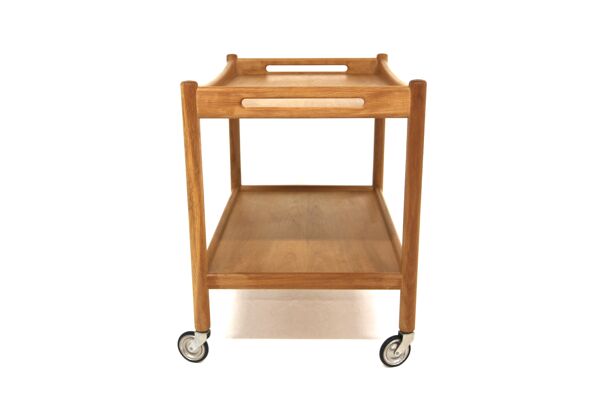 Desserte scandinave AT-45 par Hans J Wegner pour Andreas Tuck Danemark 1950