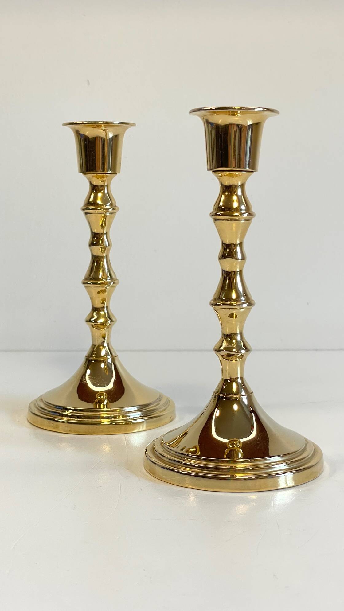 Paire de bougeoirs métal doré vintage