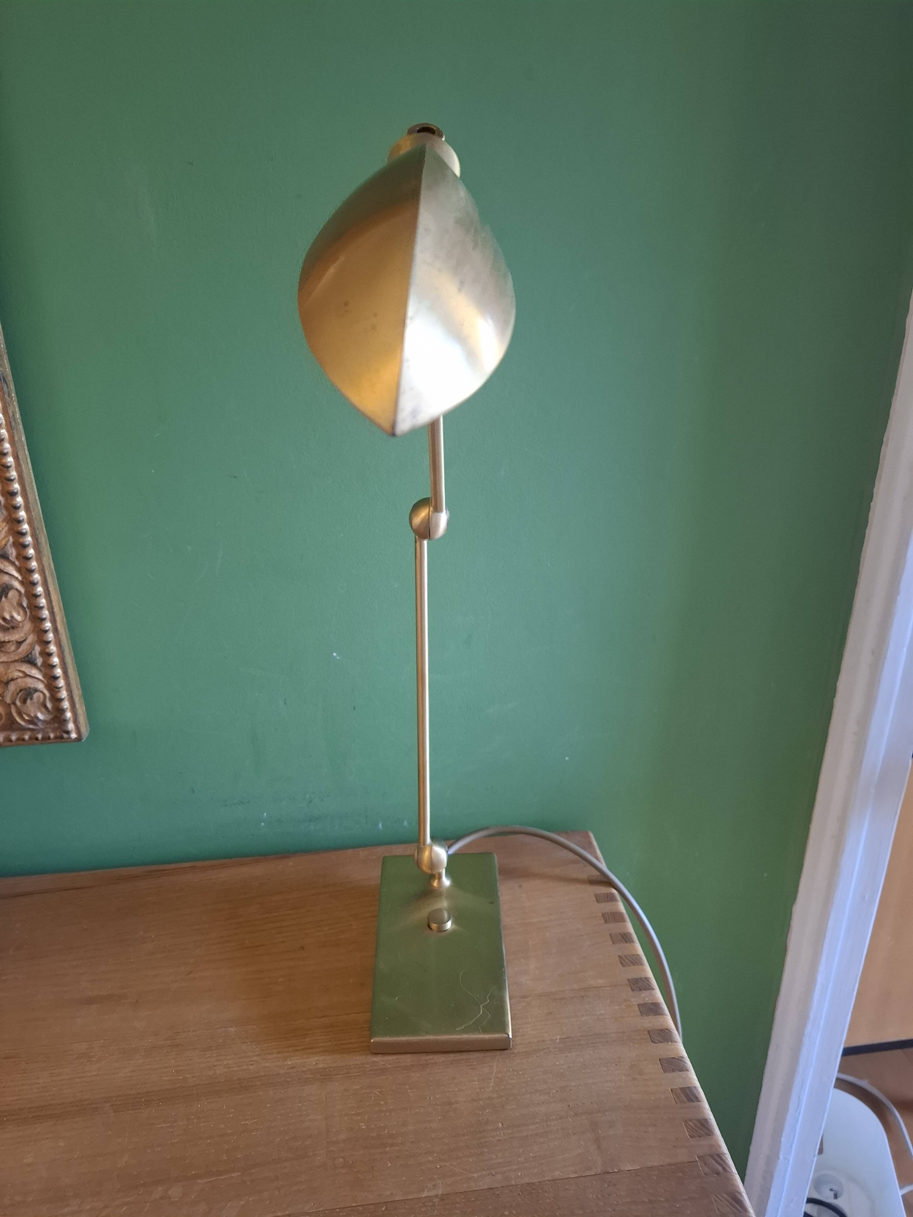 Lamp en laiton articulee holtkotter