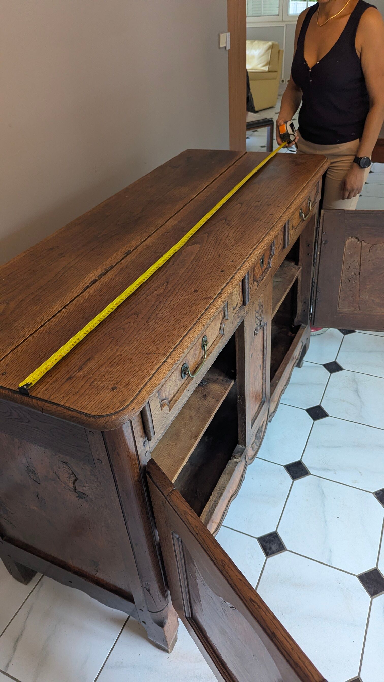 Antique Louis XV style sideboard in oak and walnut – 19th century / Early