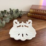 Enamelled cast iron soap dish