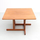 Scandinavian solid oak coffee table Model 5217