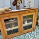 Vitrine en bois brut