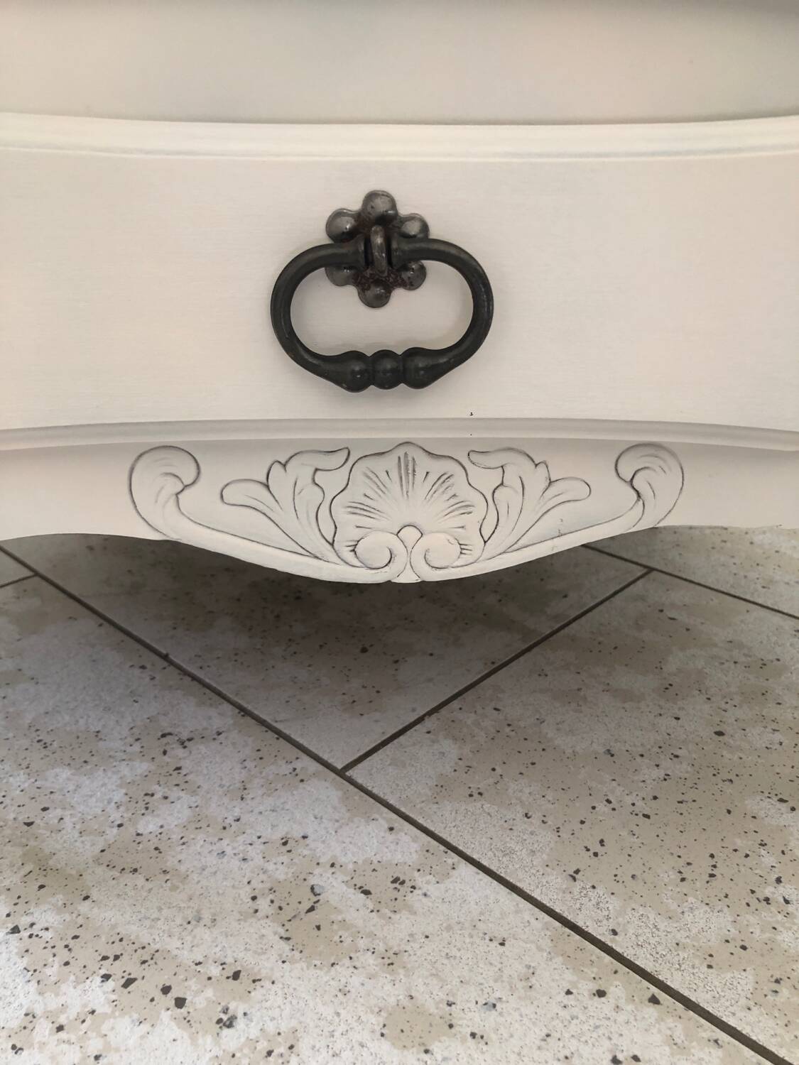 Commode / Chiffonnier ancien relooké