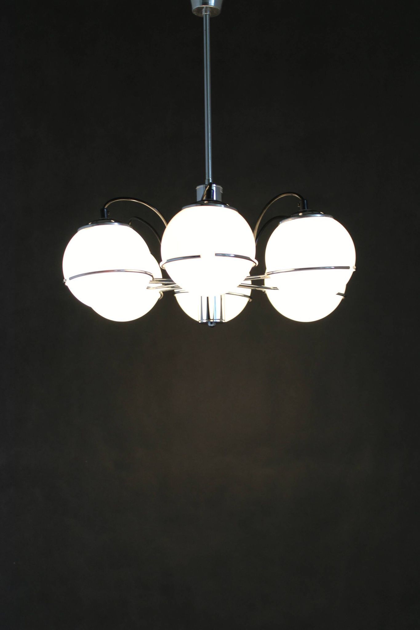 1970s Targetti Sankey Italian Chrome and Opaline Glass Chandelier