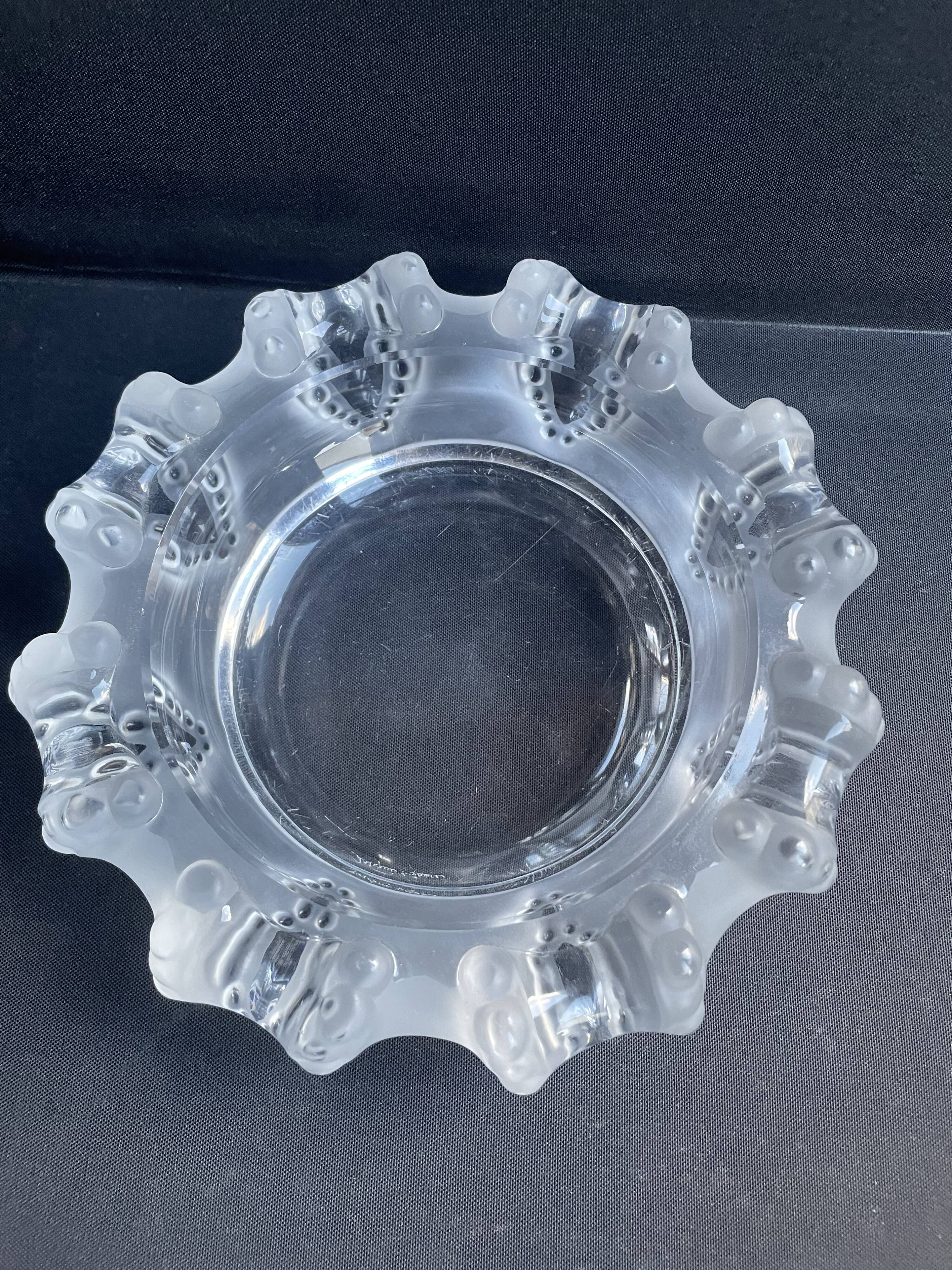 Large Lalique ashtray “Cannes” model