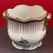 Small porcelain pot cache from Limoges Paris