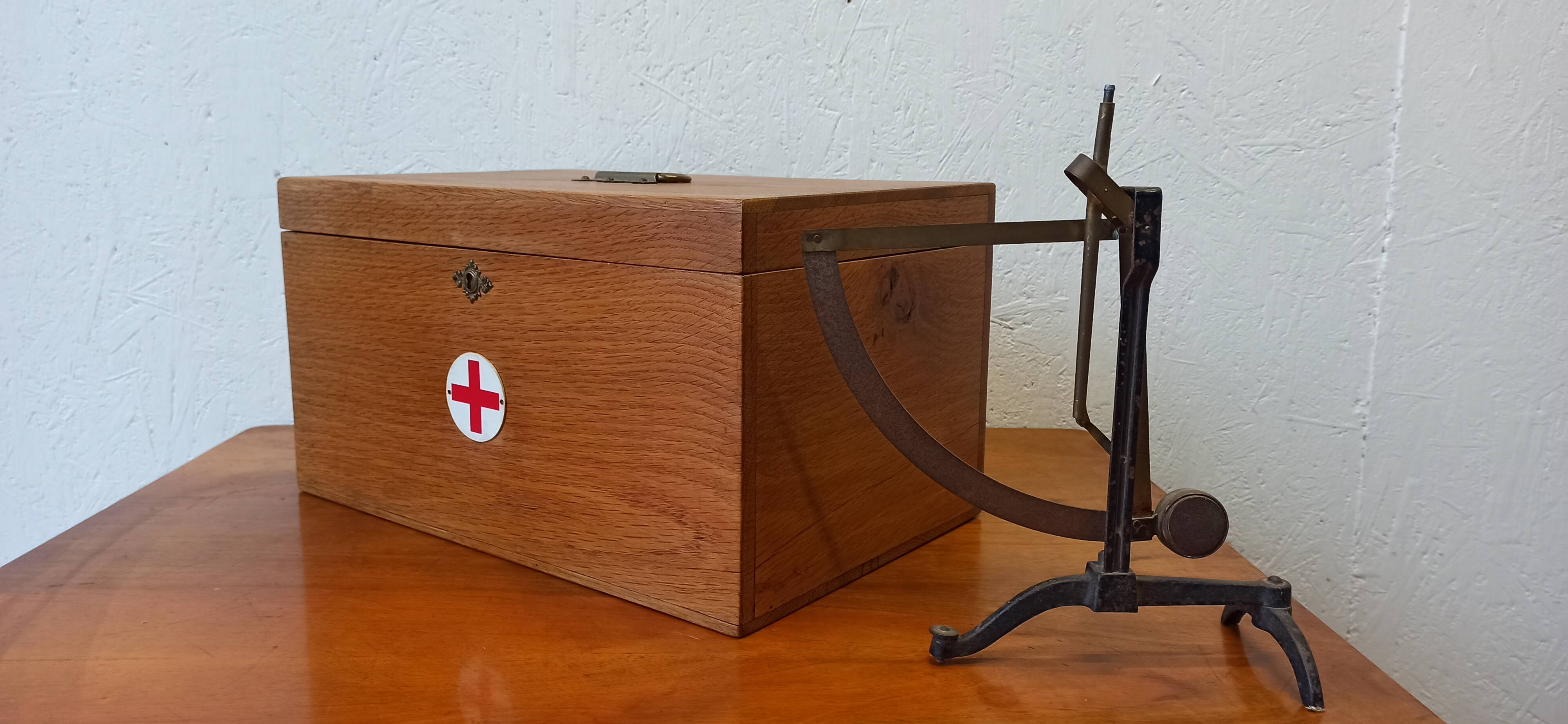Old first aid kit Ch.O.Werner Stockholm.