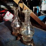 Huilier vinaigrier support en argent