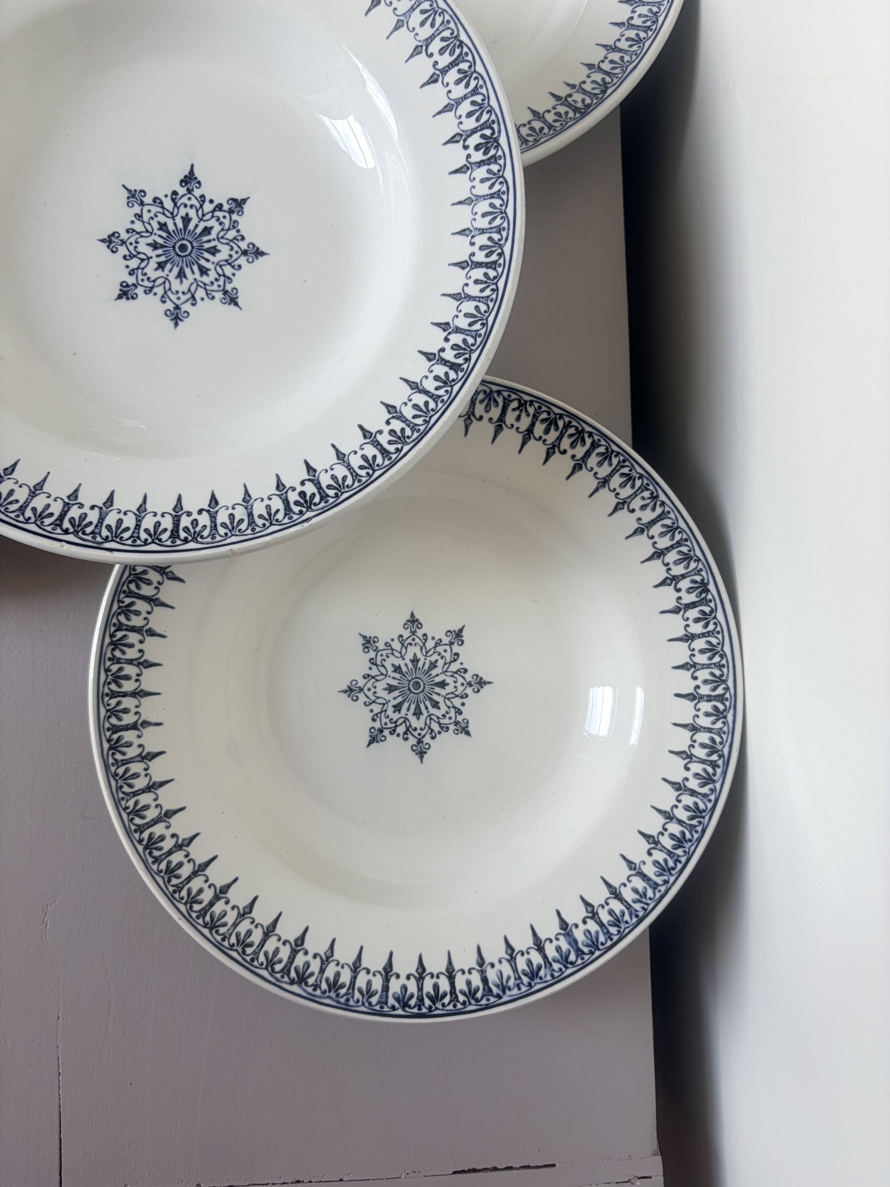4 deep plates from St Amand model Primax 211240