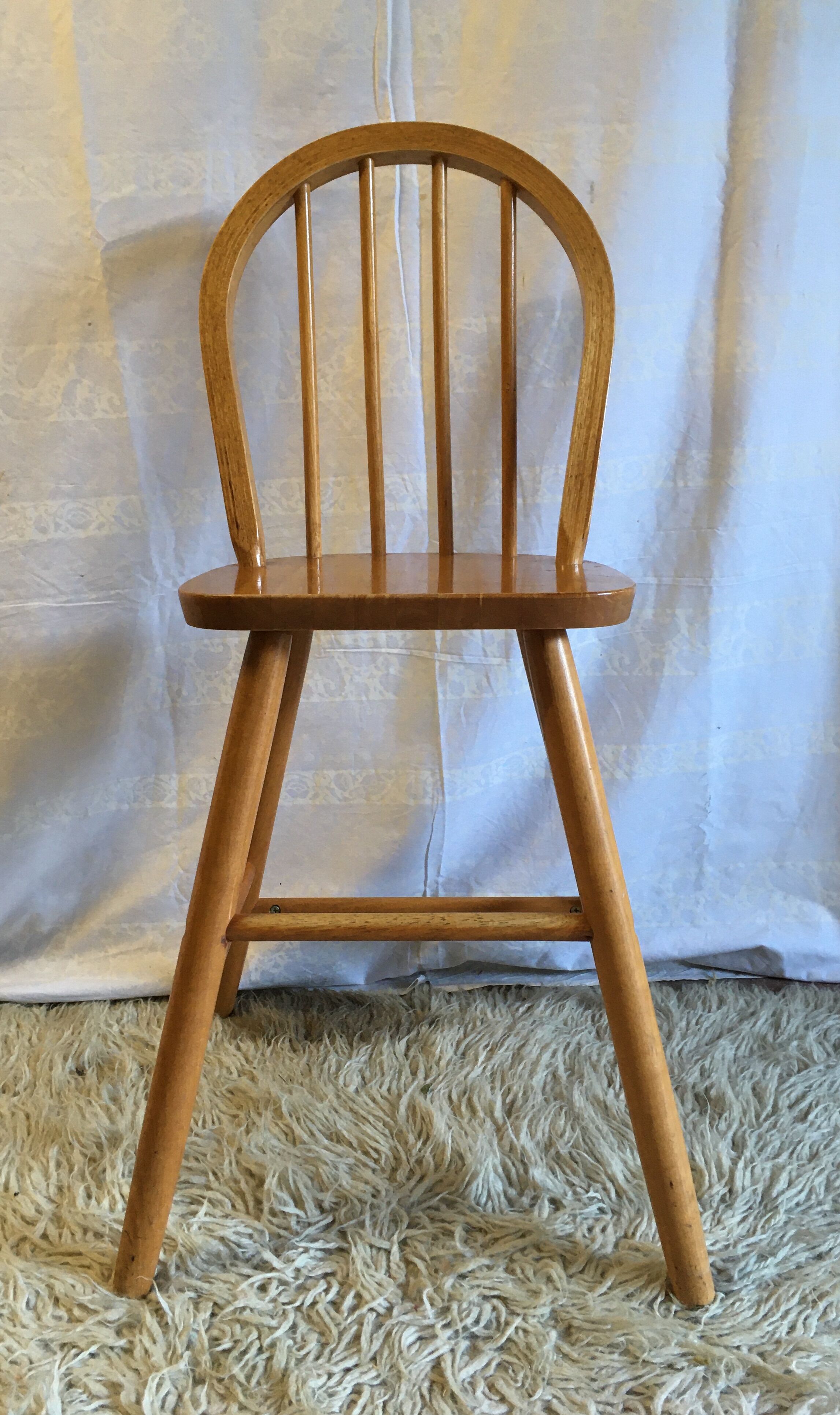 Scandinavian-style children's high chair