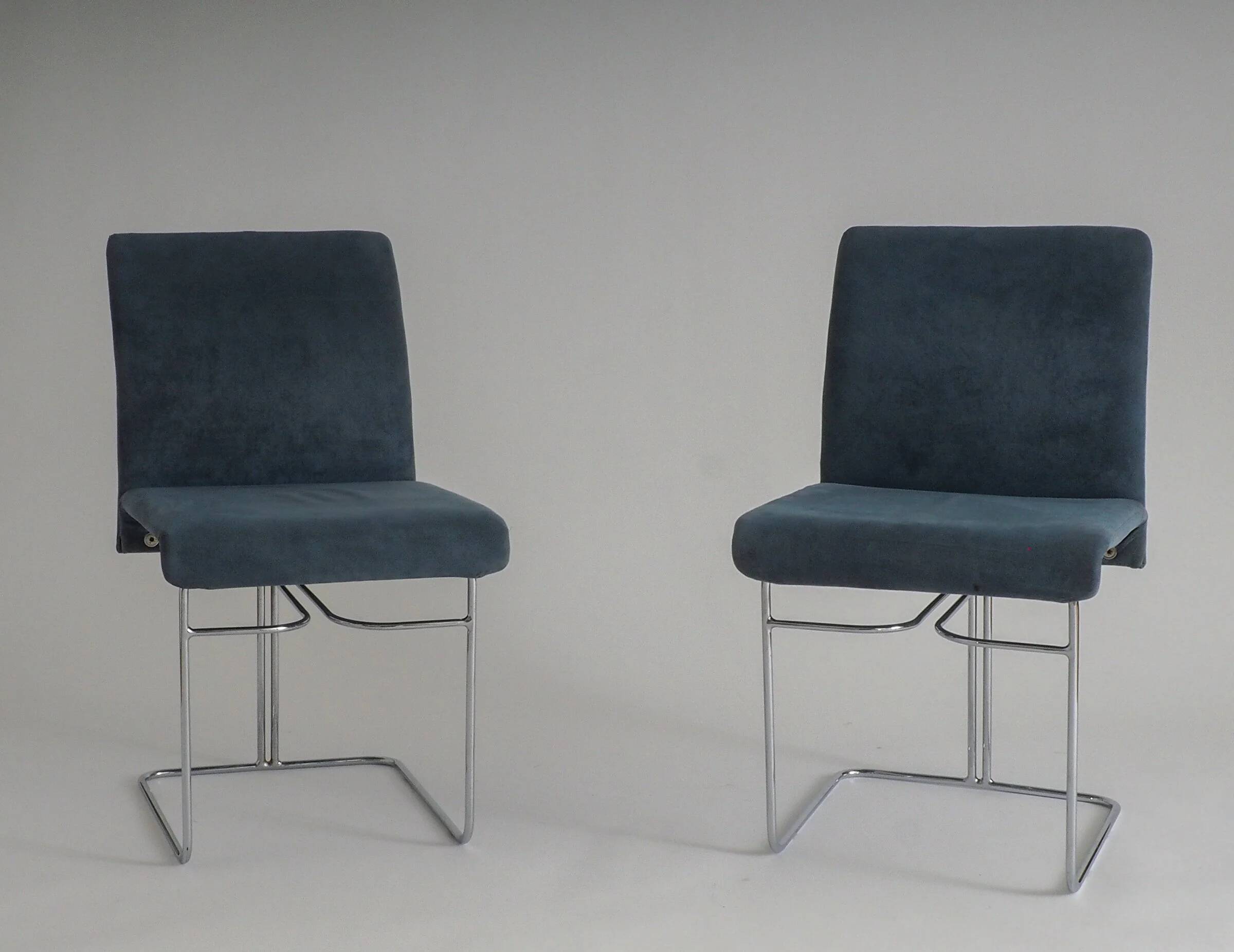 Set of 4 dining chairs by Ernesto Radaelli for Saporiti