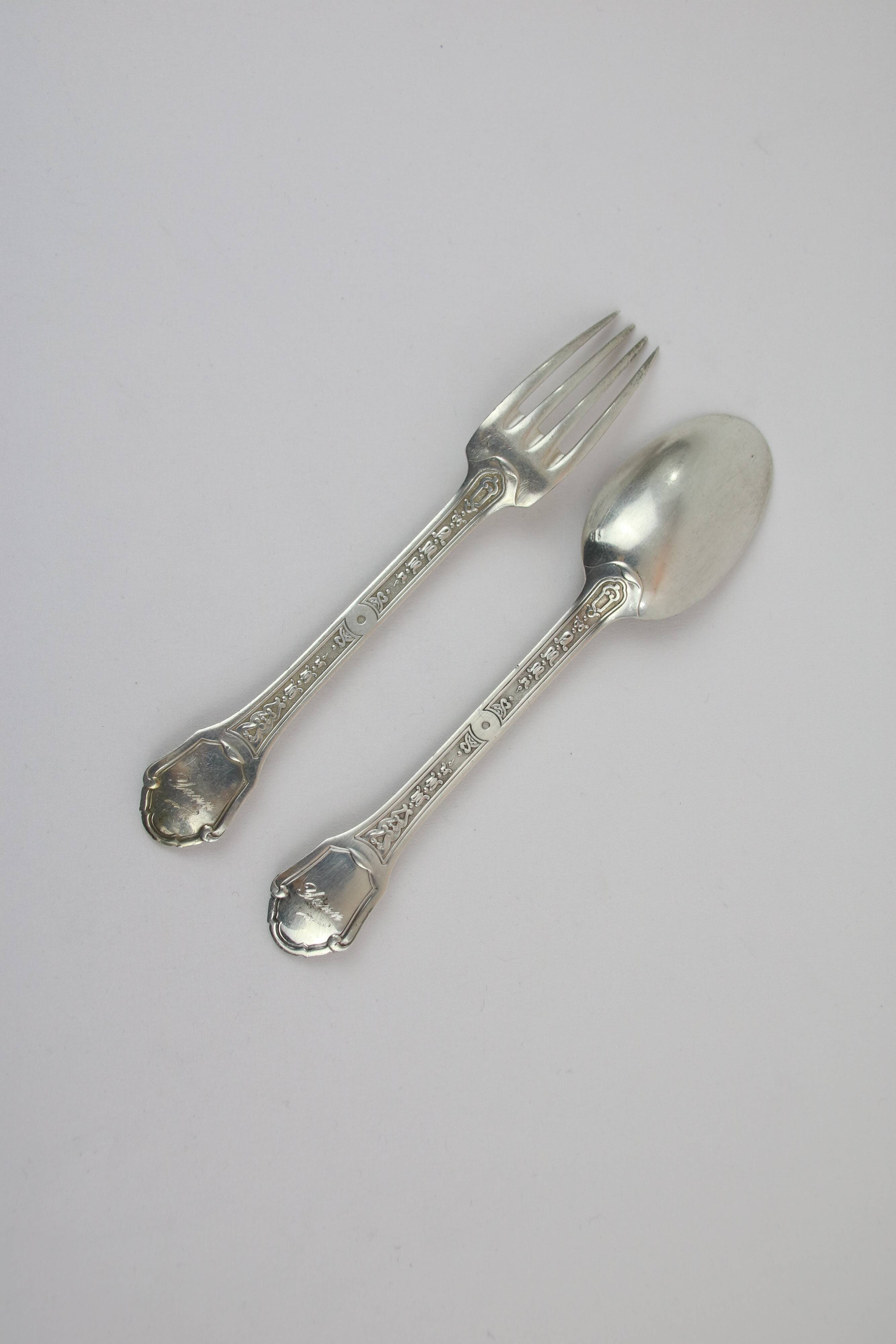 Covered cadet to sleeve flat richly chisled silver