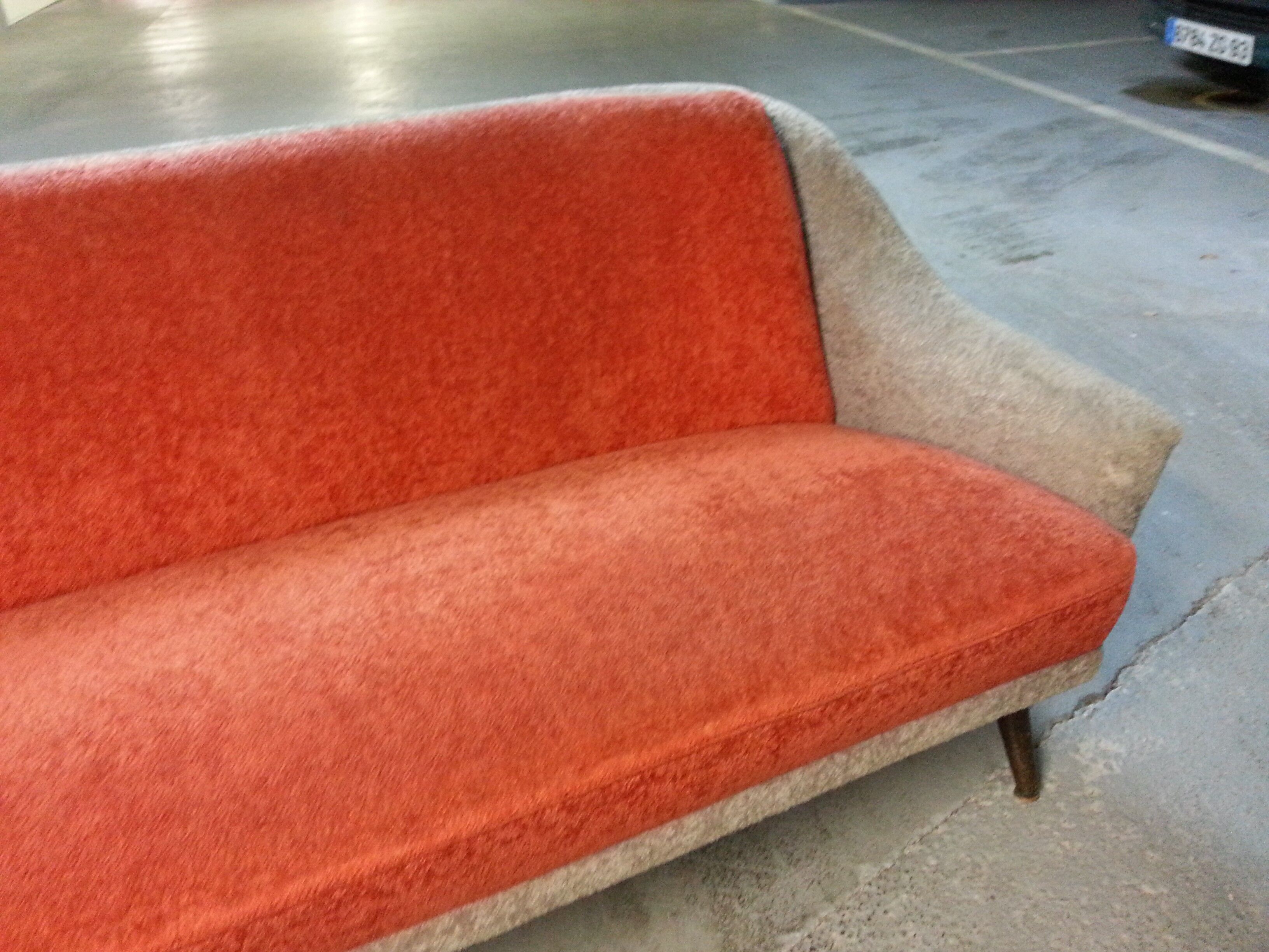 Canapé Organique bi color année 50 60