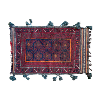 Hand-woven Persian carpet burgundy and black