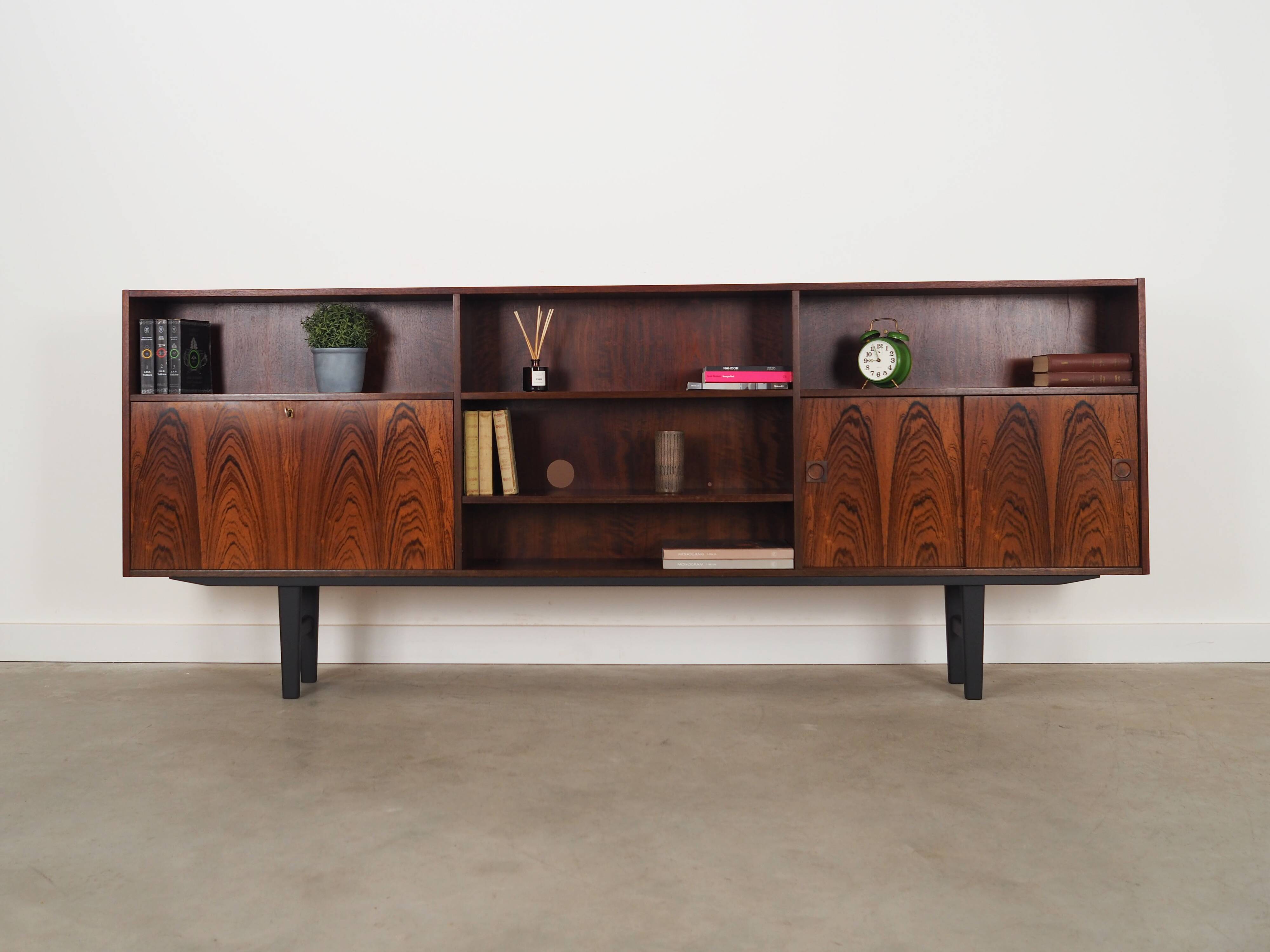 Rosewood bookcase, Danish design, 1970s, production: Farsø Møbelfabrik