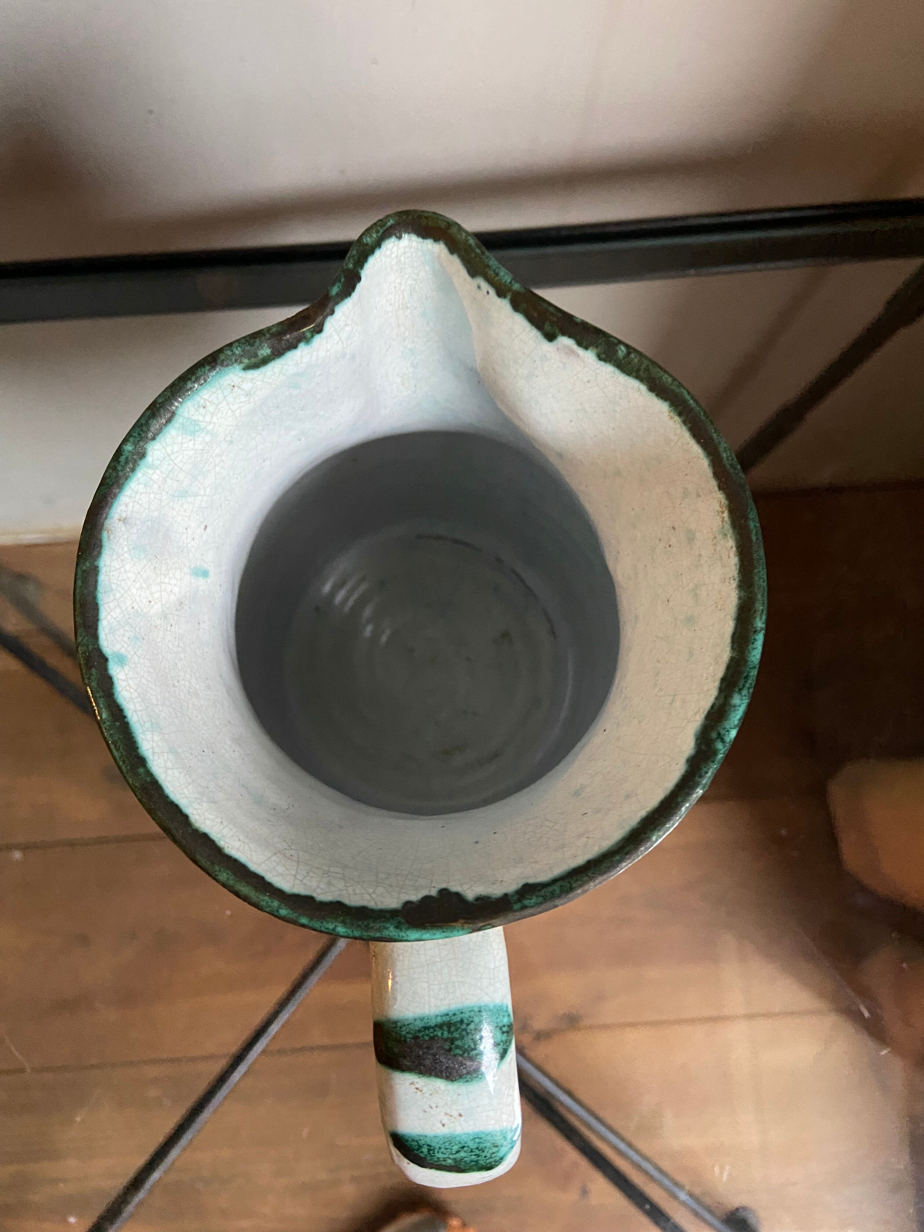 Pichet Vallauris décor with sardines Picault style