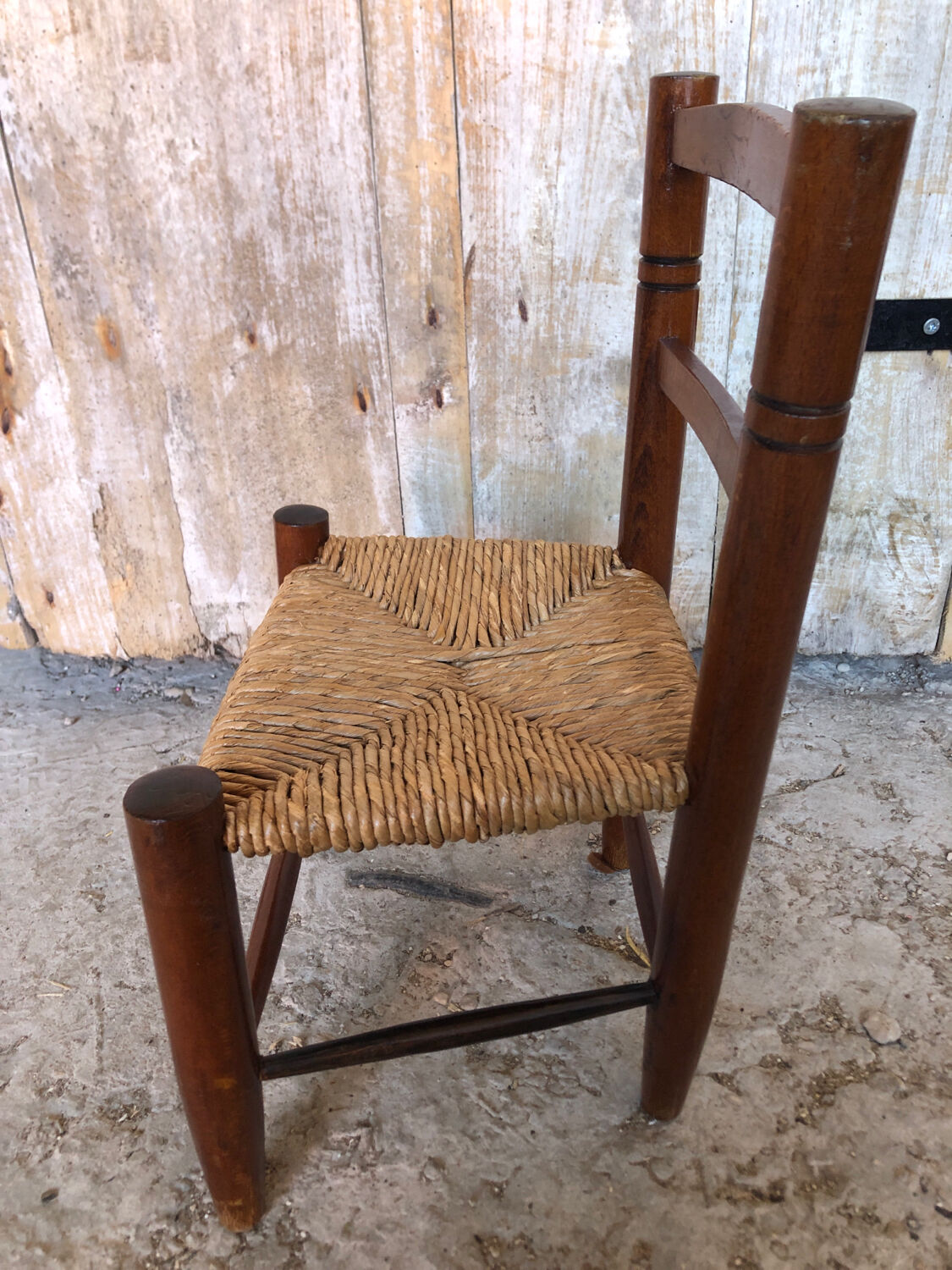 Chaise enfant assise paillée vintage