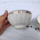 Paire de bols en porcelaine