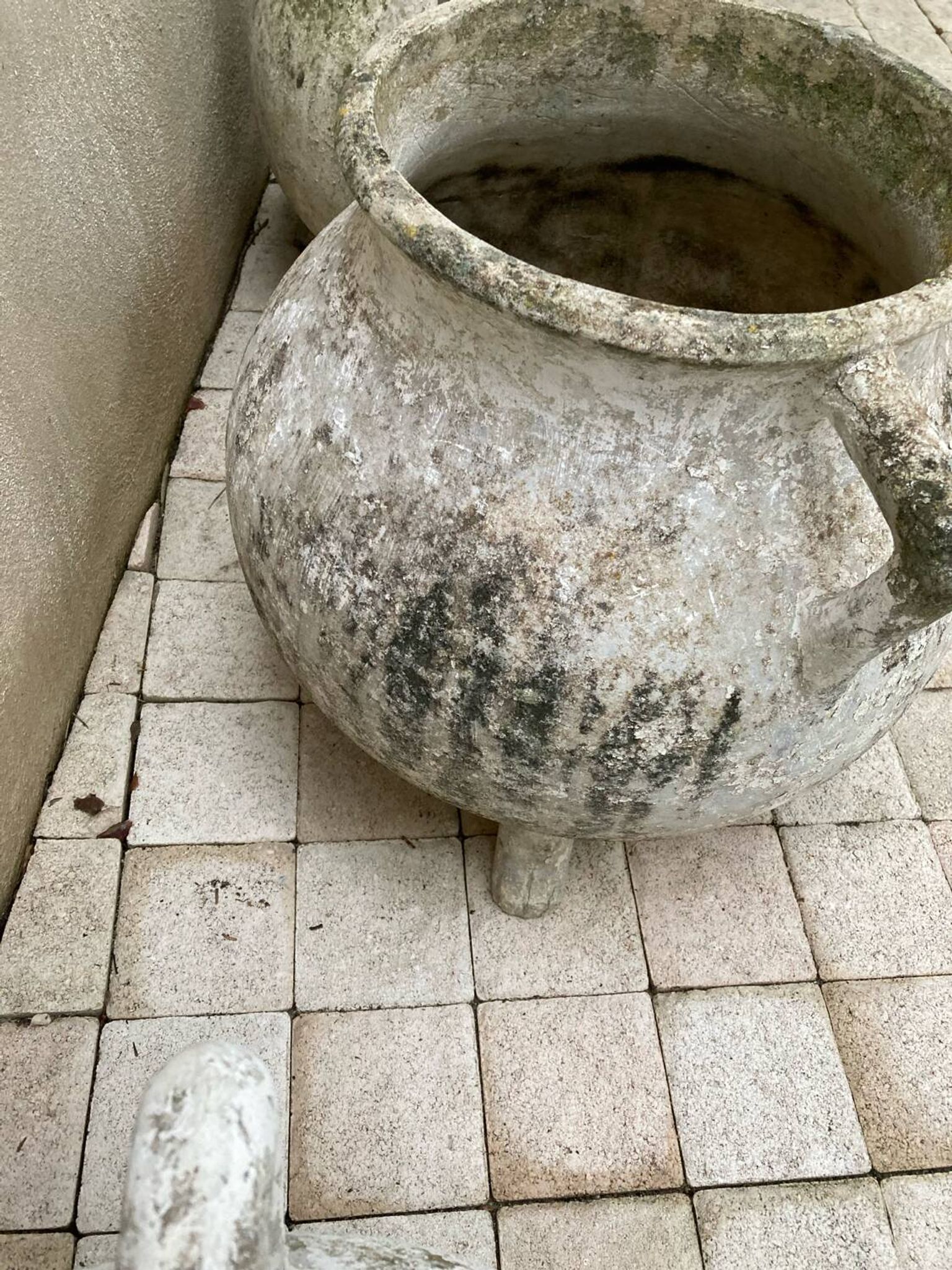Jardinière marmite,  fibrociment 60’S