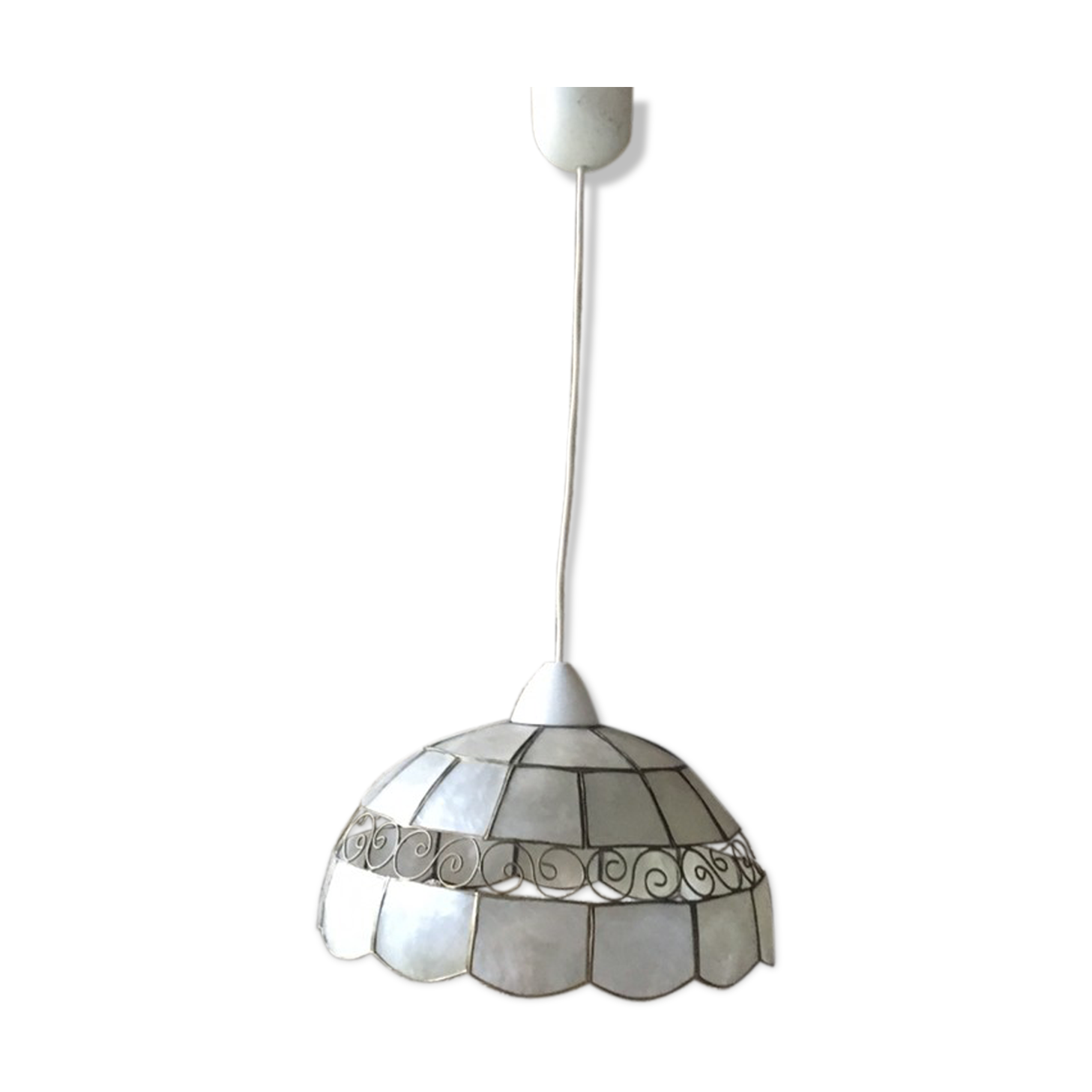 Lustre en nacre et laiton
