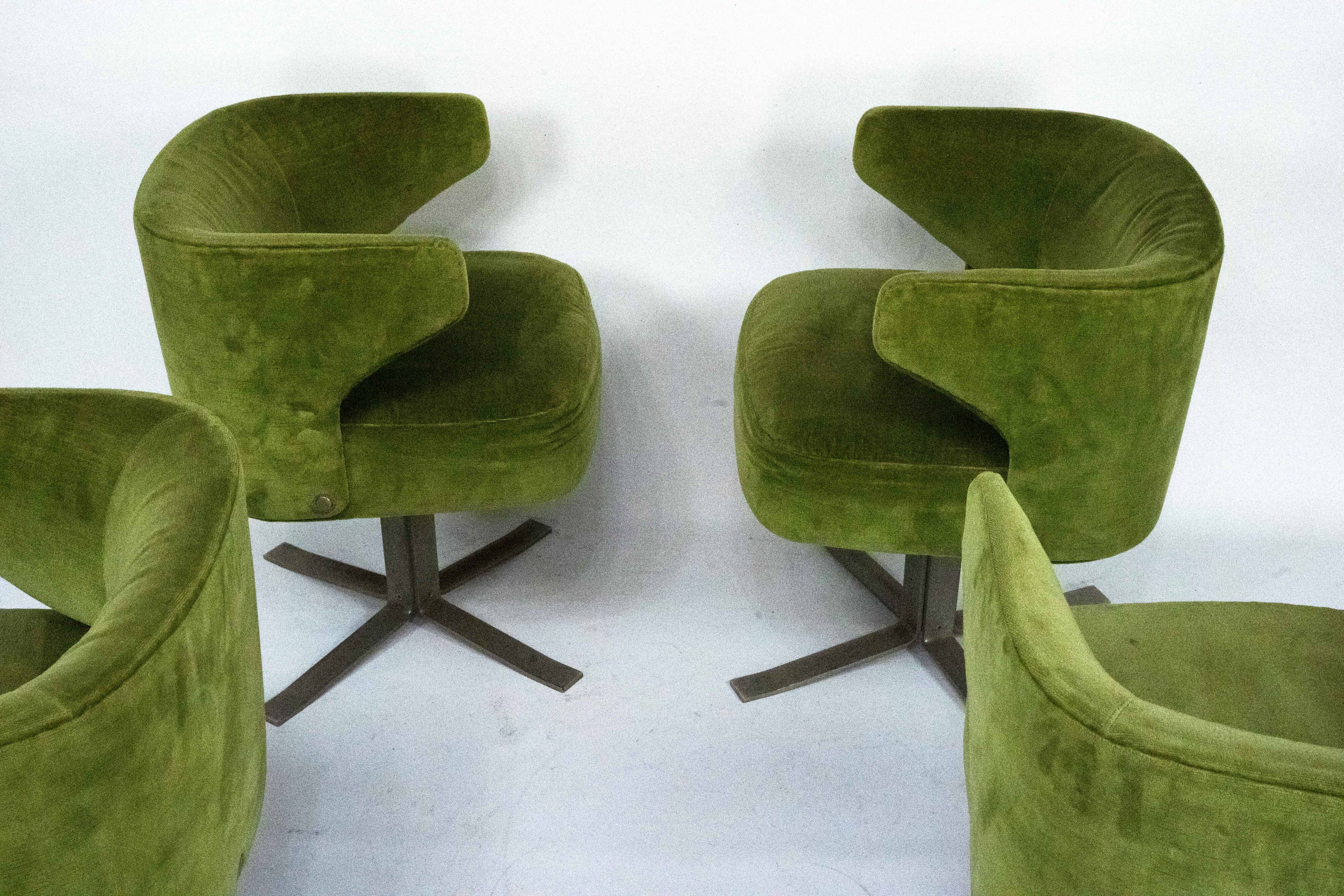 Set of four green Gianni Moscatelli Swivel Poney Chairs for Formanova, 70s