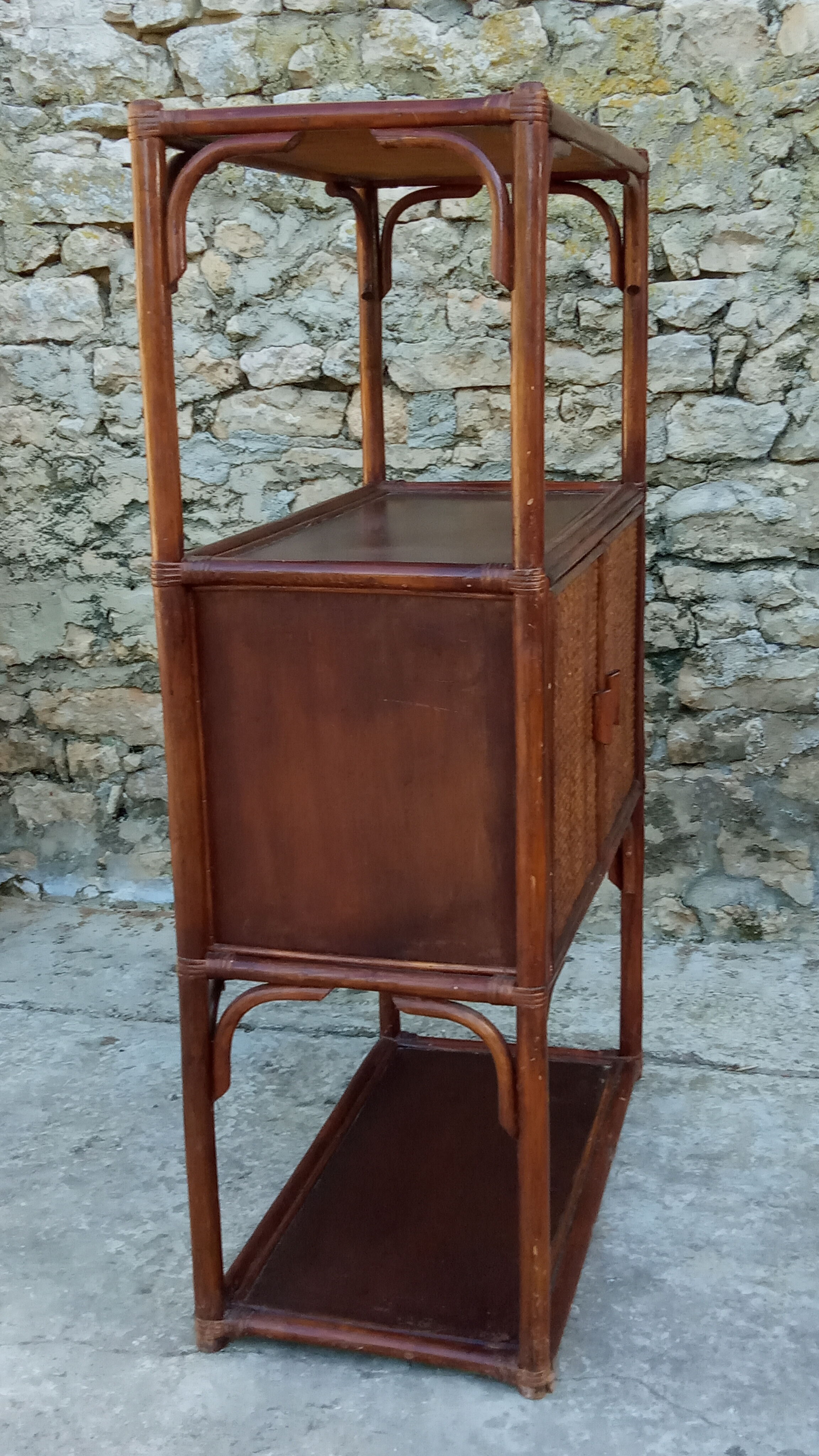 Furniture in rattan 70s