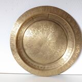 Plateau marocain gravé rond métal doré , cuivre jaune