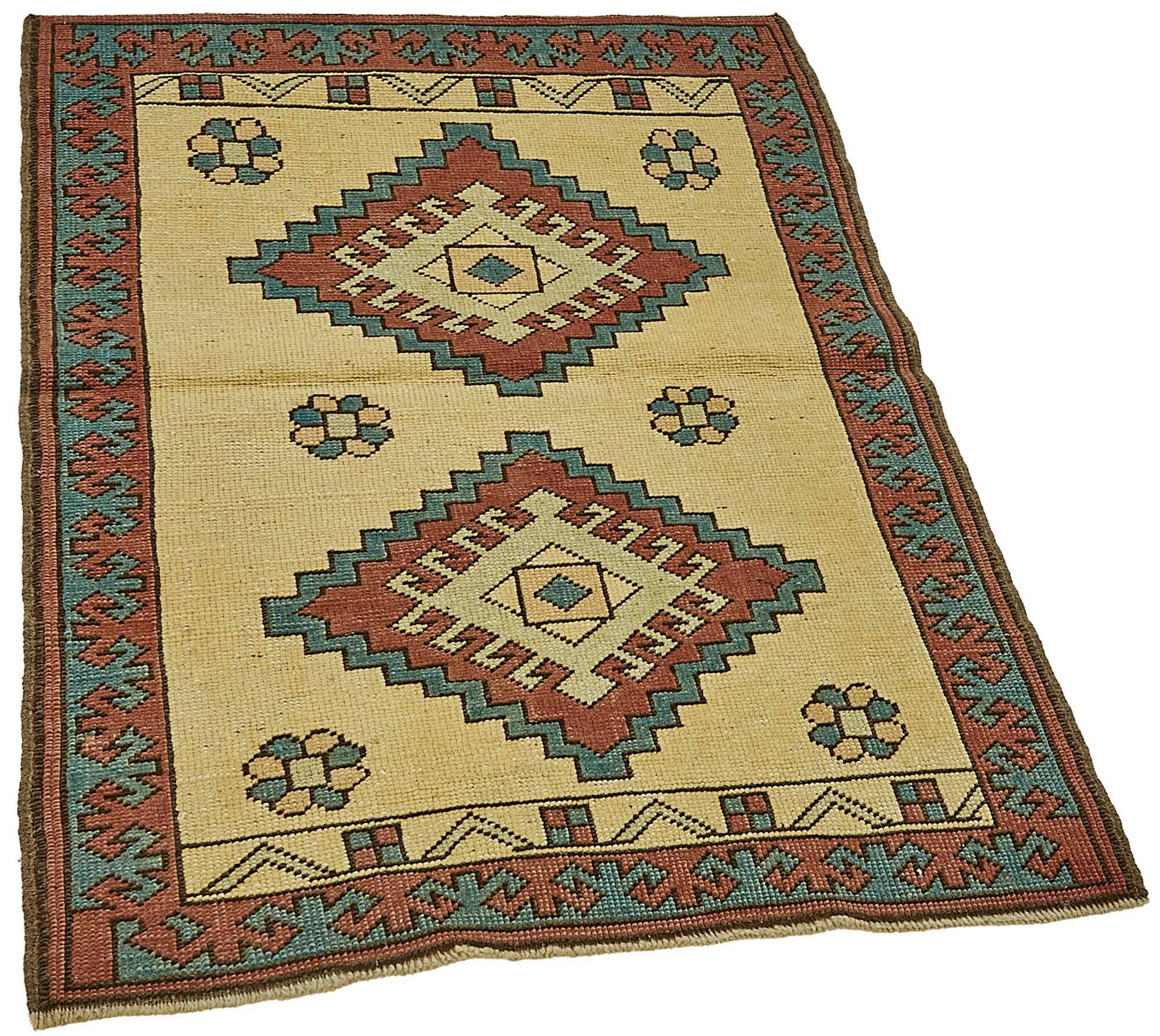 Turkish Vintage Anatolian Rug 84 cm x 115 cm