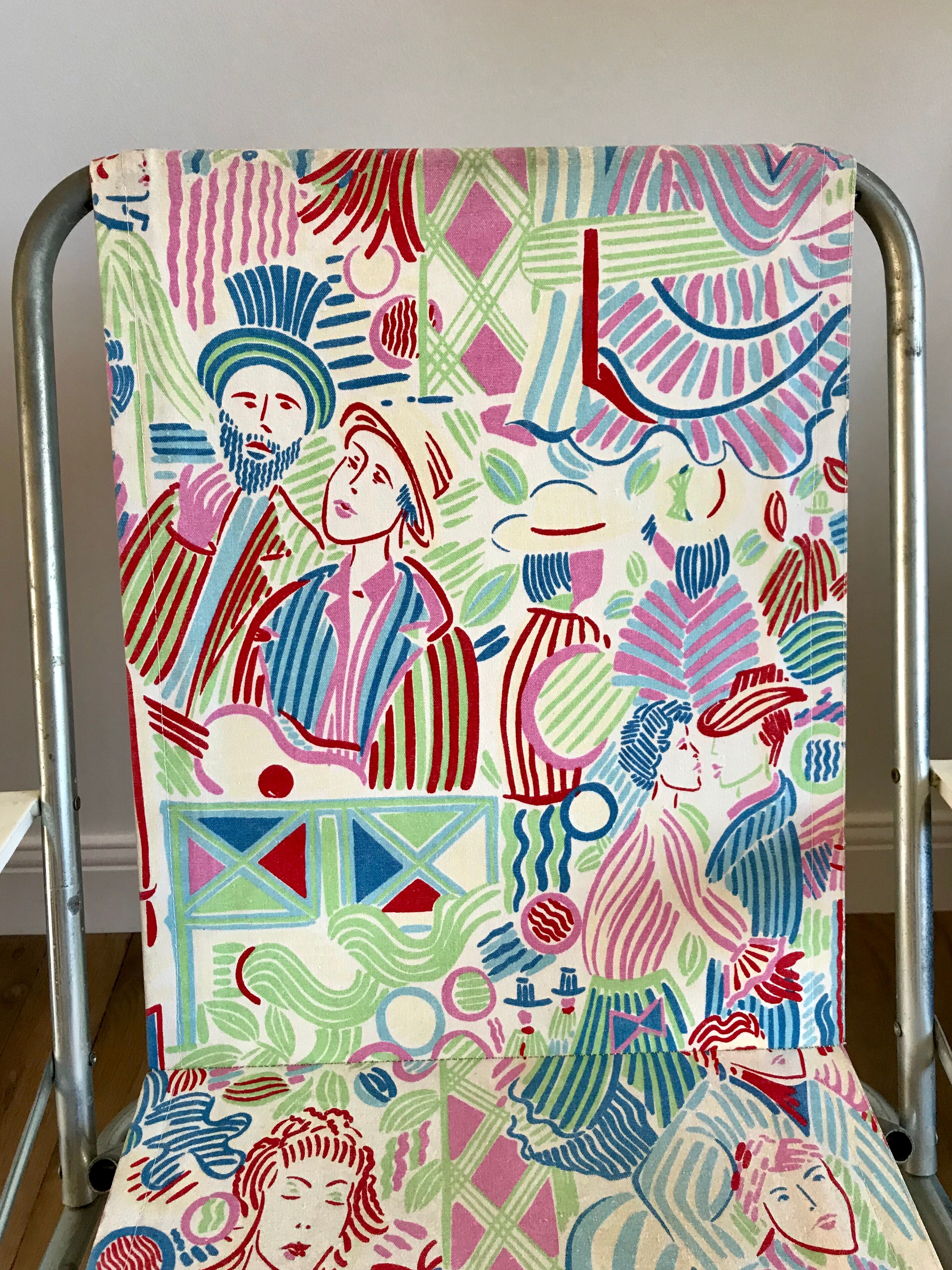 Colorful folding camping chair face pattern 70s