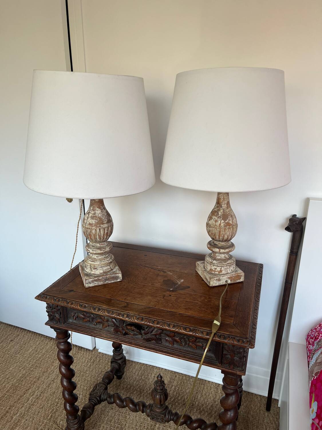 Paire de lampes bois cérusé